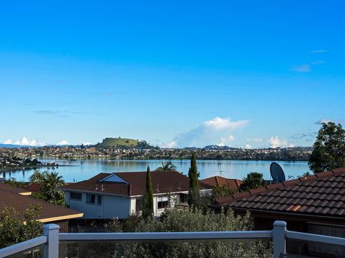 15B Ullswater Place, Half Moon Bay