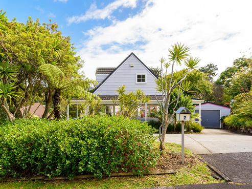 7 Royal Viking Way, Lynfield