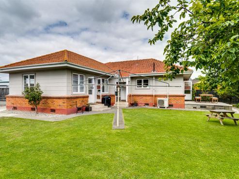 100 Guppy Road, Taradale