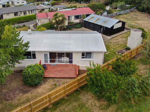 43 Main Street, Weston