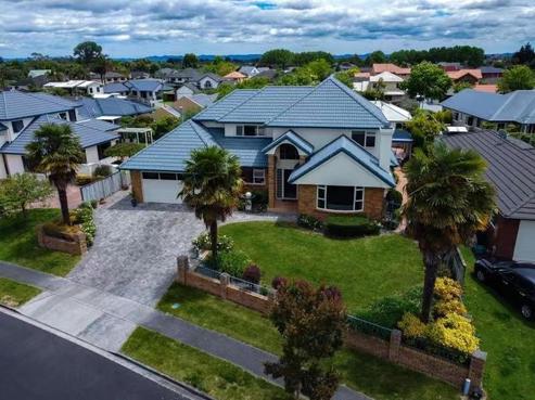 56 Keswick Crescent, Huntington