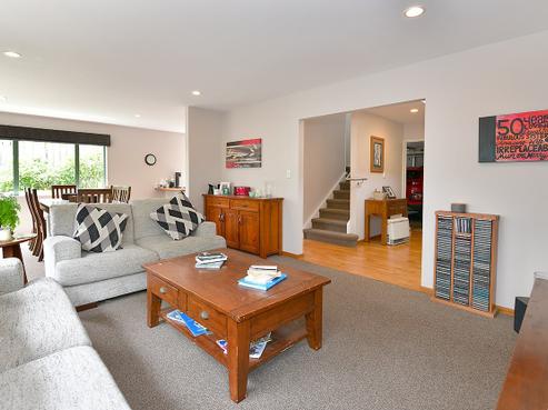 16B Stoneleigh Court, Sunnynook