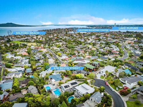 3/18 Bevyn Street, Castor Bay