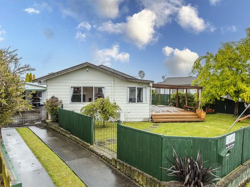 16 Jupiter Street, Milson