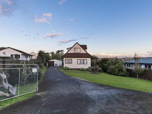 9 Gosford Drive, Botany Downs