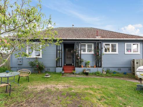 58 Clinkard Avenue, Glenholme