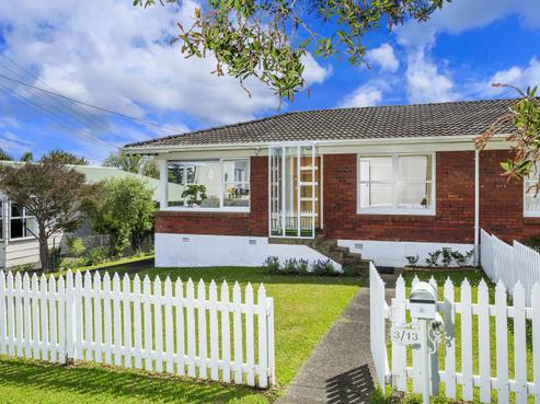 3/13 Corrella Road, Belmont