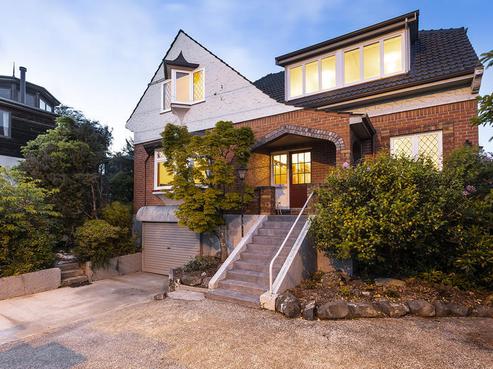 351 Highgate, Roslyn
