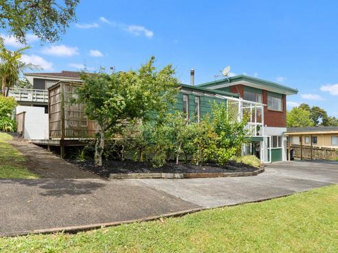 5 Montclair Rise, Browns Bay