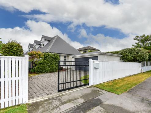 20 Hampton Place, Burnside