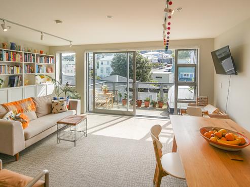 303/80 Riddiford Street, Newtown