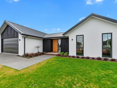 2 Falcon Road, Rolleston