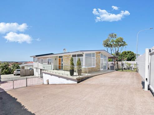 287 Te Atatu Road, Te Atatu South