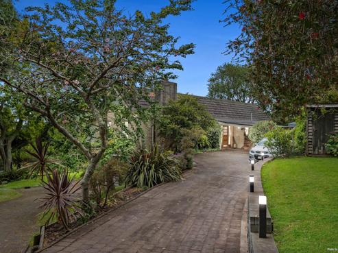 162 Trig Road, Whitford