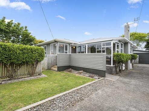 16 Karaka Street, Merrilands