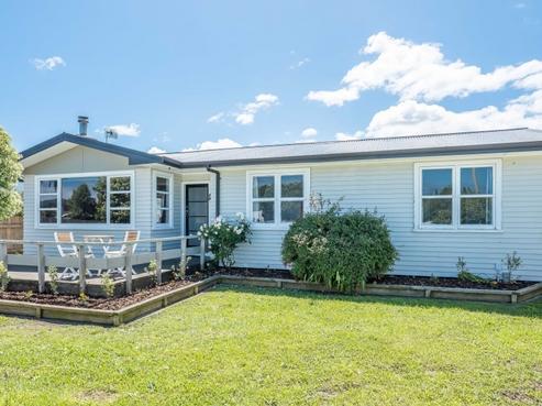 21 Mazengarb Road, Paraparaumu Beach