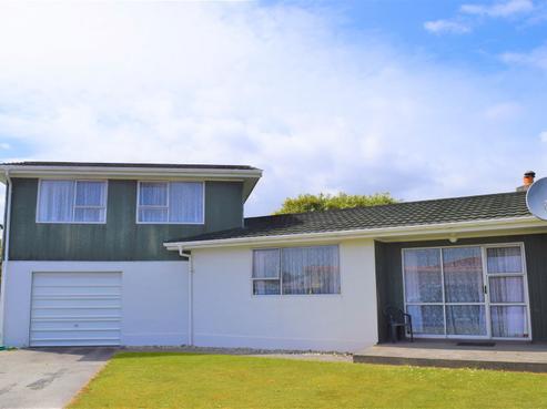 16B Davie Street, Hokitika