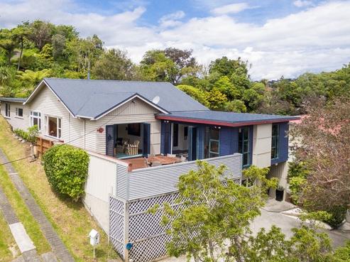 80 Parkvale Road, Karori