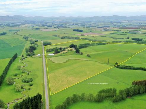 211 Otama Valley Road, Gore Surrounds