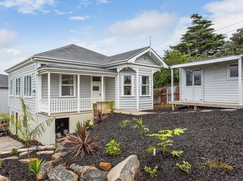 14 Garrett Place, Otara