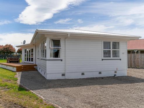 137 Fitzherbert Street, Featherston