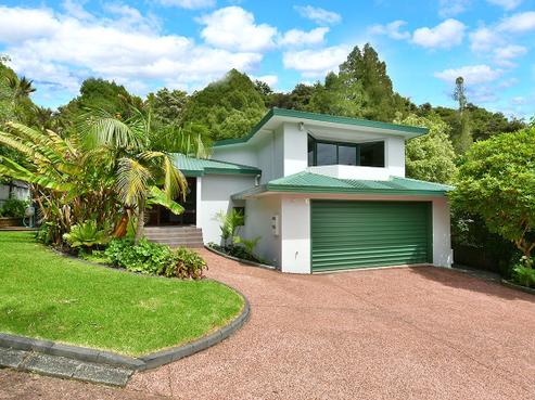 16 Dee Place, Torbay