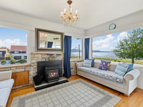 81 Robinson Avenue, Holdens Bay