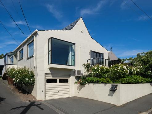 8A Sheen Street, Roslyn