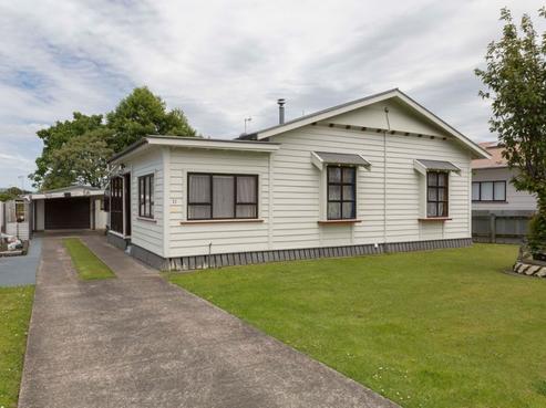 11 Hunter Street, Dannevirke