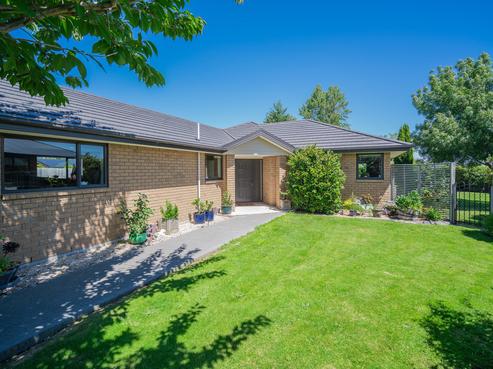 17 Stanwood Grove, Darfield