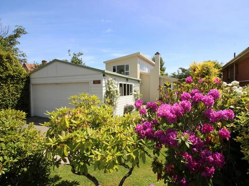 112 Grey Street, Gladstone