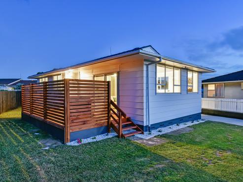 12 Othello Drive, Clover Park