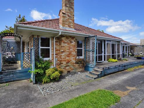 300 Cambridge Road, Hillcrest