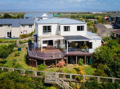 109 Whitehead Way, Thames