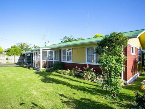 4 Corrielea Crescent, Cambridge