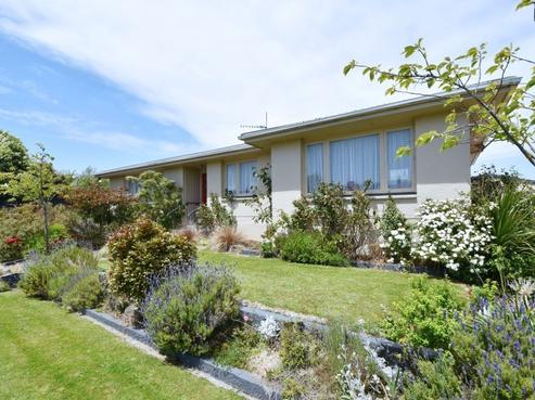 14 Dumbarton Place, Strathern