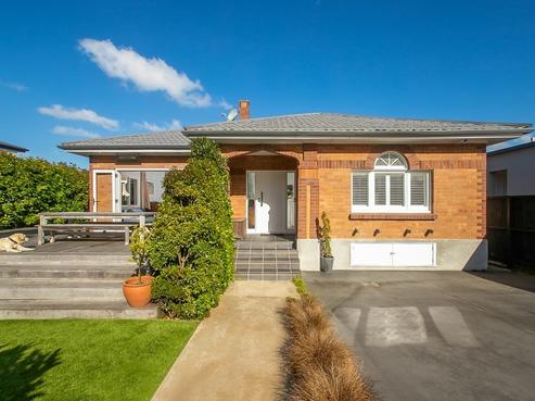37 Harbour View Road, Point Chevalier