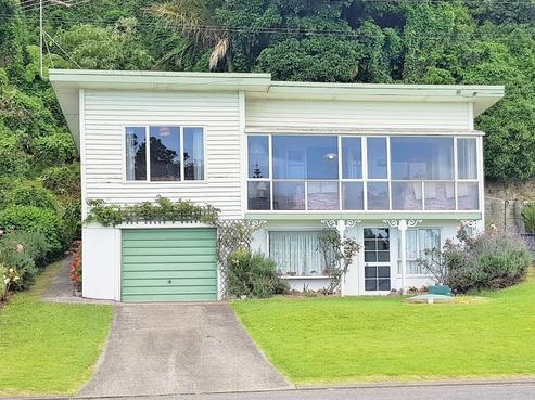 452 Thames Coast Road, Te Puru