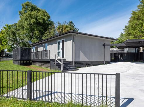 1B Gordon Road, Western Heights