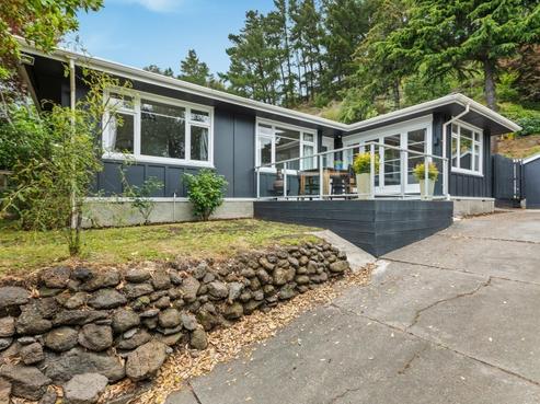 335 Port Hills Road, Hillsborough