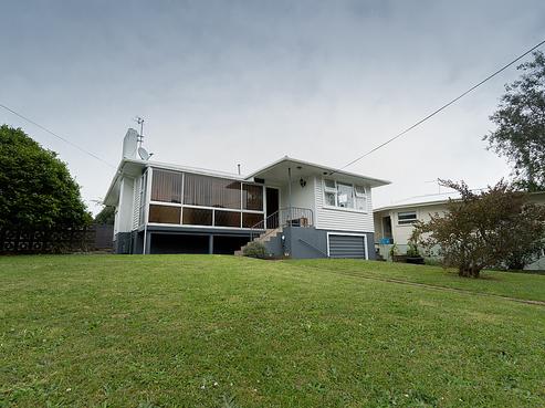 10 Clearmont Crescent, Blagdon