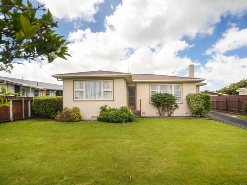 65 Sutherland Crescent, Westbrook