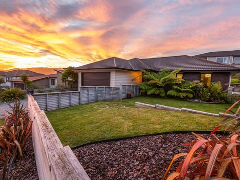 6 Tasman Close, Aotea