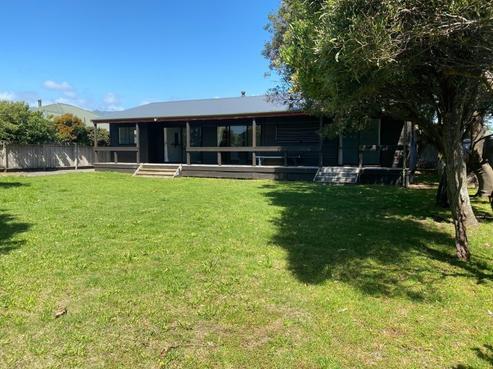 9 Tobys Way, Waikanae Beach