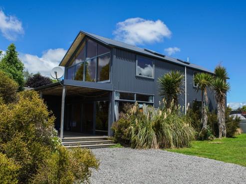 20A Kaha Street, Ohakune