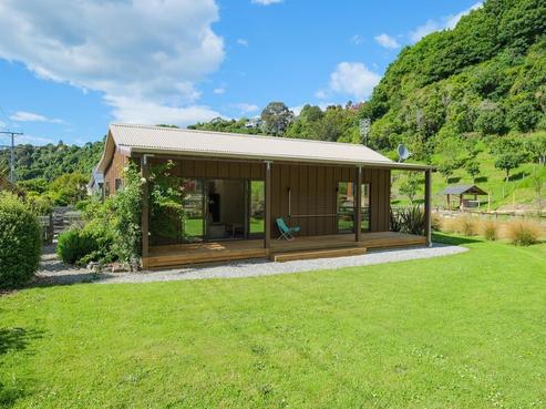 15 Rockside Road, Glenleith