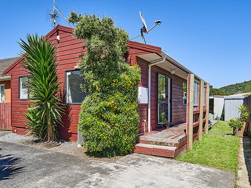 1A Pearce Crescent, Taita