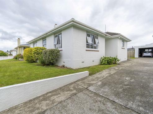 392 Saint Andrew Street, Glengarry