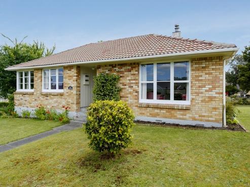 5 Nikau Street, Wairakei and Surrounds