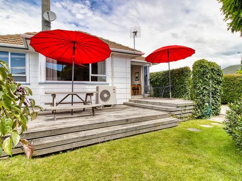 721 Ngaio Street, Mahora